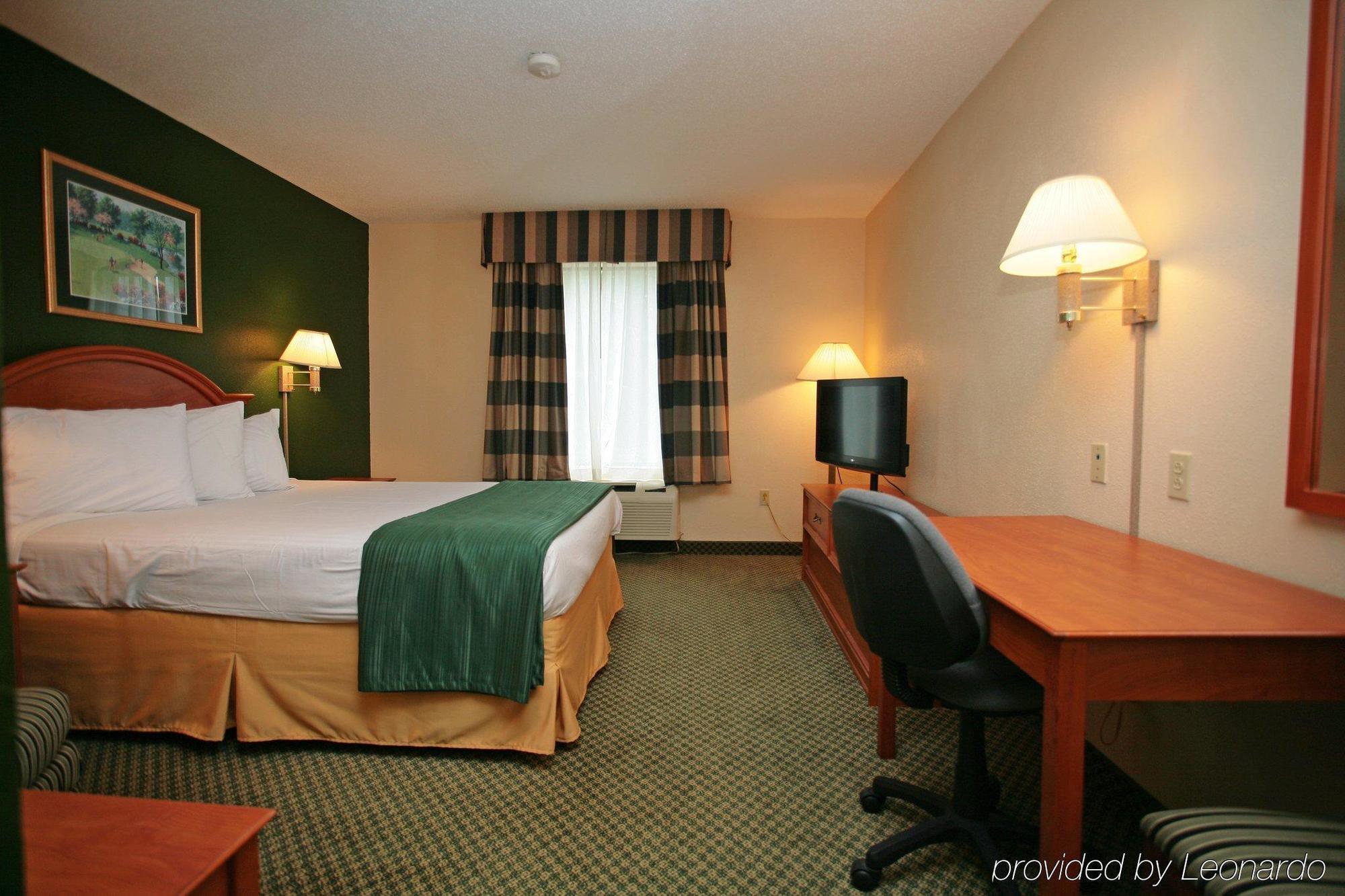Americas Best Value Inn Louisville Zimmer foto